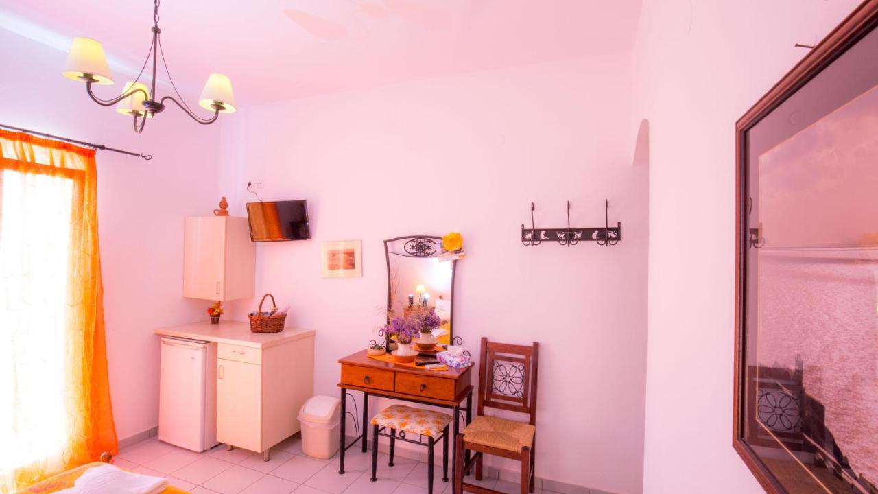 Pension Ageliki Sifnos Platis Gialos  エクステリア 写真