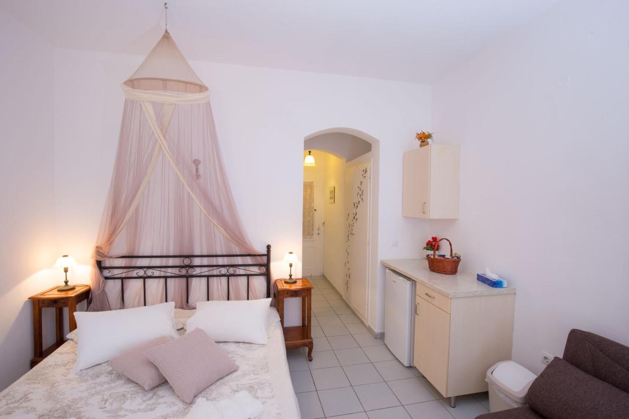 Pension Ageliki Sifnos Platis Gialos  エクステリア 写真