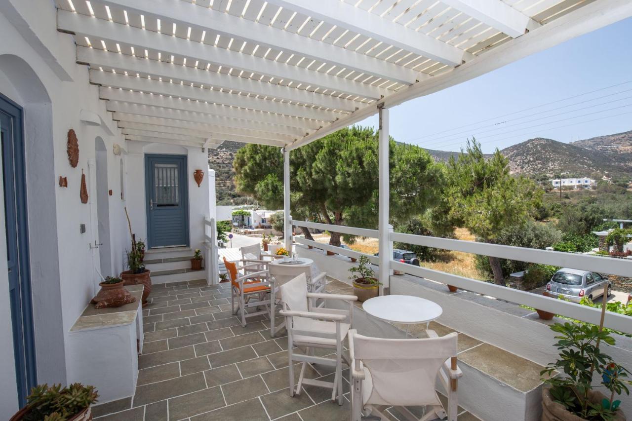 Pension Ageliki Sifnos Platis Gialos  エクステリア 写真
